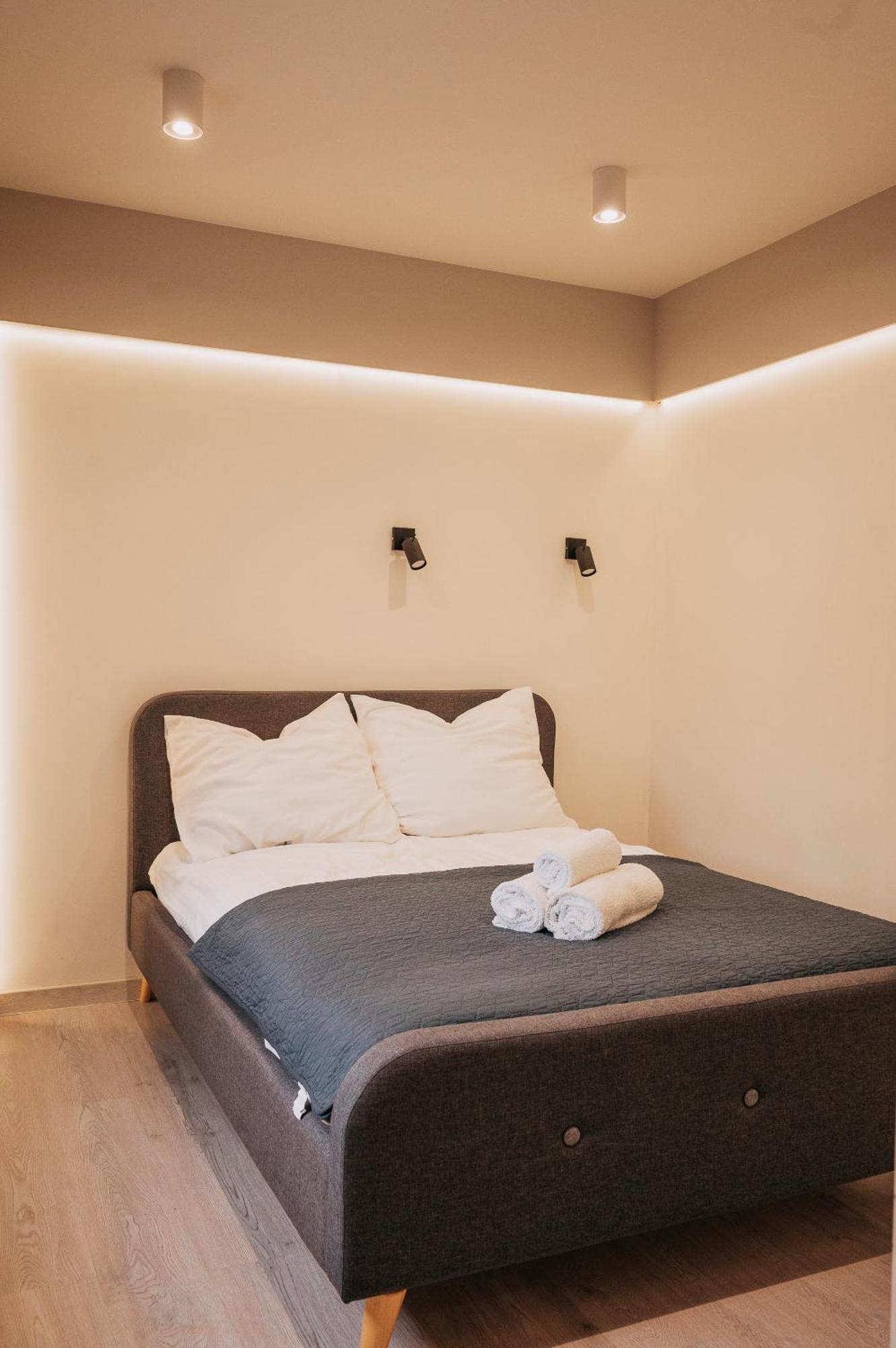 Niron Apartament Kapucynska Pila Bagian luar foto