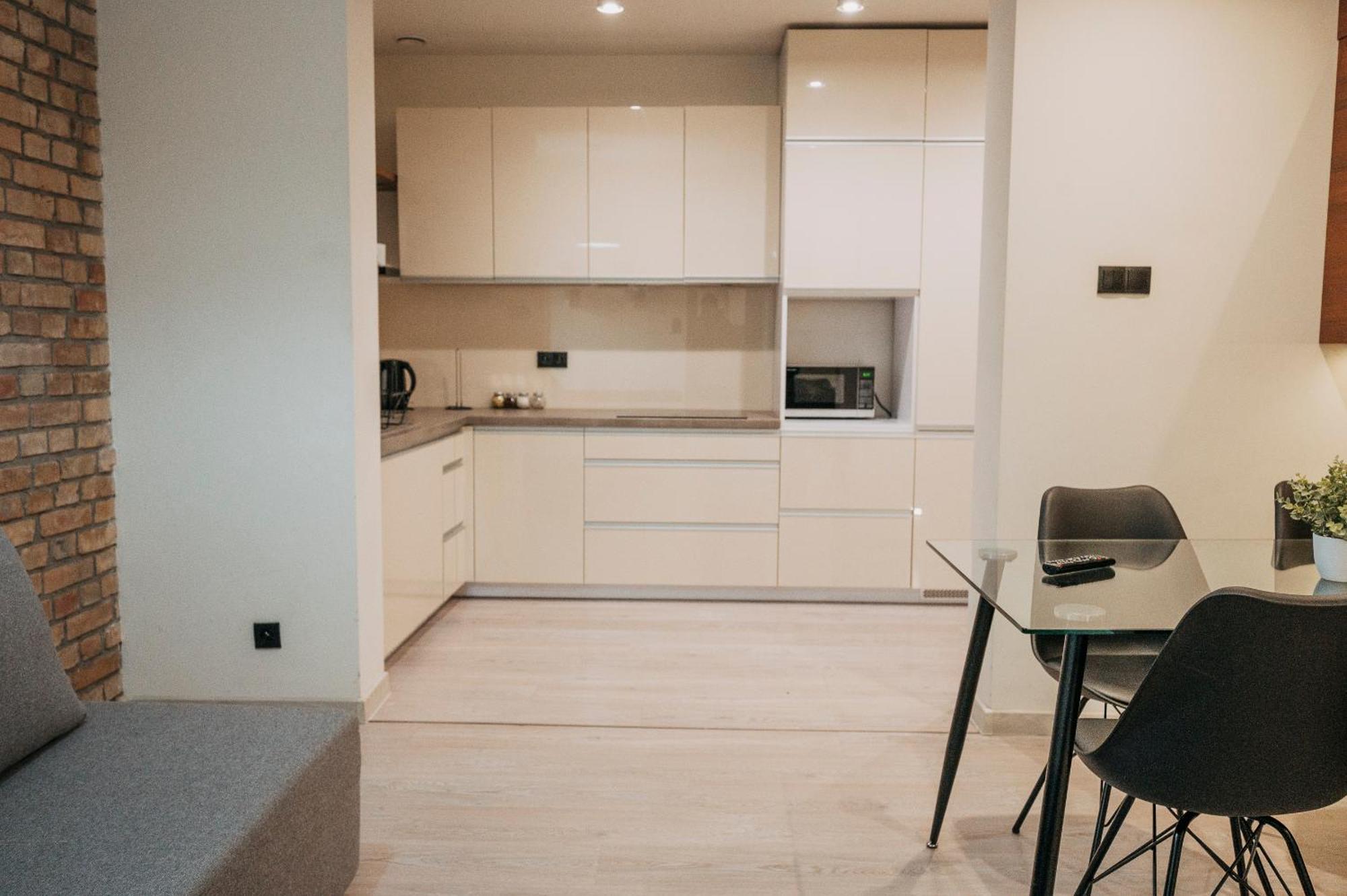 Niron Apartament Kapucynska Pila Bagian luar foto