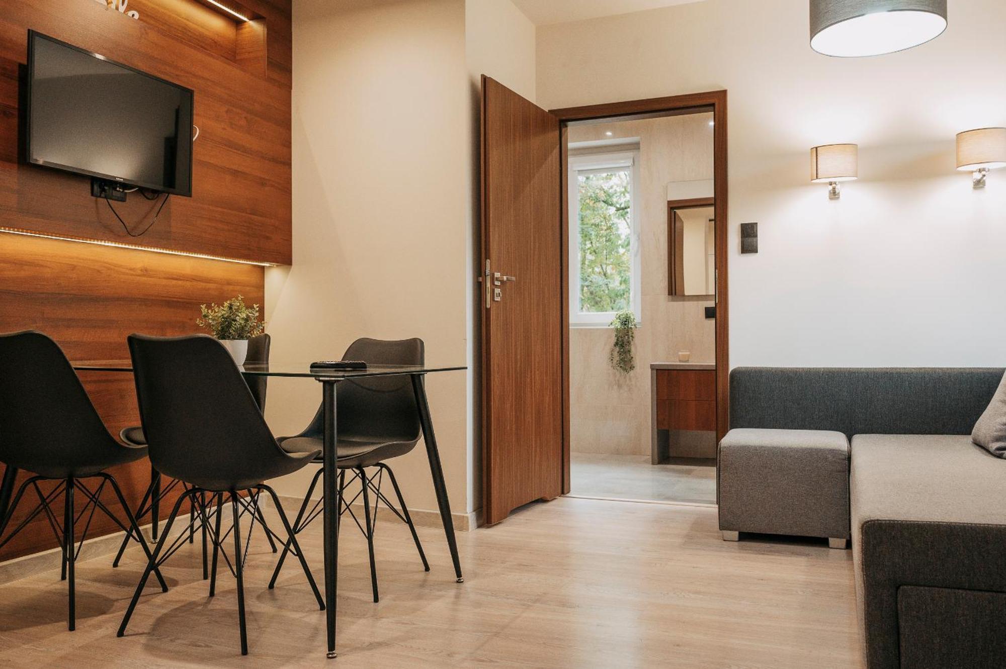 Niron Apartament Kapucynska Pila Bagian luar foto